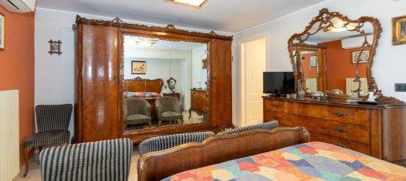 12-Zimmer Villa in Mascalucia, Italy, Nr. 179515 24