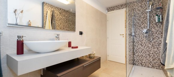 12-Zimmer Villa in Mascalucia, Italy, Nr. 179515 22