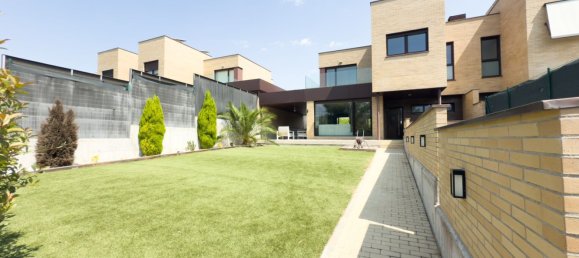 5 غرف نوم منزل في Torrelodones, Spain رقم 177945 2