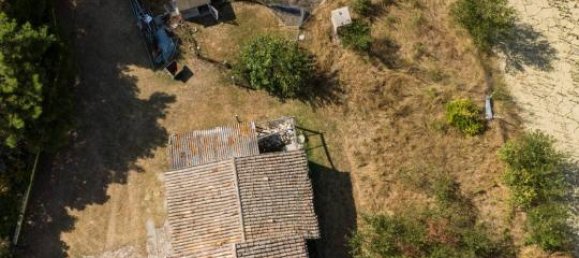 7 rooms House in Montemarciano, Italy No. 2937 9