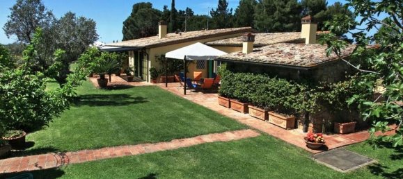 15 rooms House in Follonica, Italy No. 164809 2