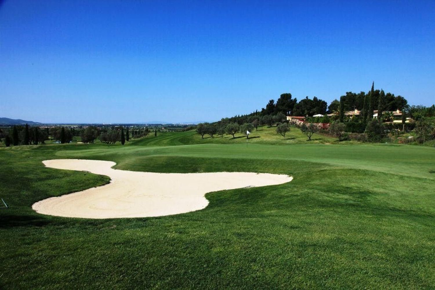 15 rooms House in Follonica, Italy No. 164809