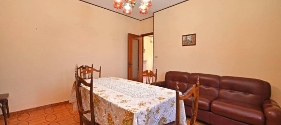 2 Schlafzimmer Haus in Cavour, Italy, Nr. 282888 9