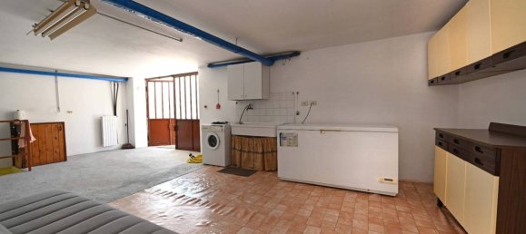 2 Schlafzimmer Haus in Cavour, Italy, Nr. 282888 23