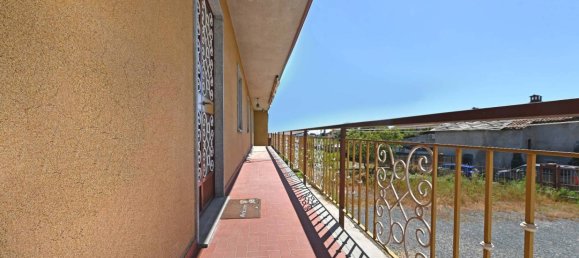 2 Schlafzimmer Haus in Cavour, Italy, Nr. 282888 17