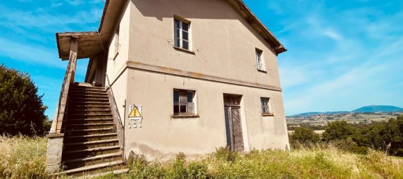 4 bedrooms House in Assisi, Italy No. 344132 6