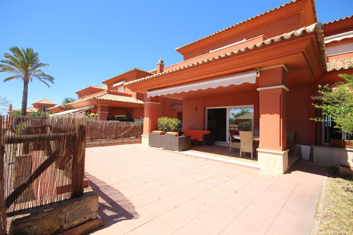 Casa T3 em Marbella, Spain N.º 55899
