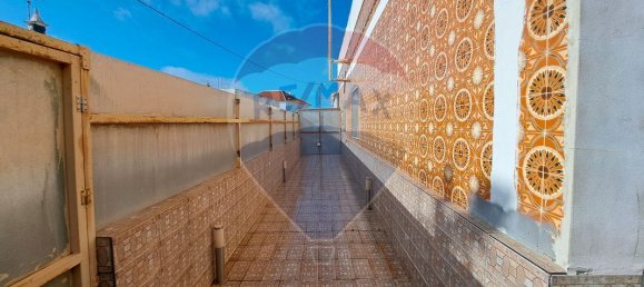 Casa de 3 dormitorios en Faro, Portugal No. 18928 12