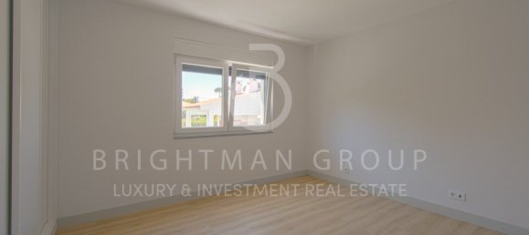 4 Schlafzimmer Haus in Corroios, Portugal, Nr. 332138 2