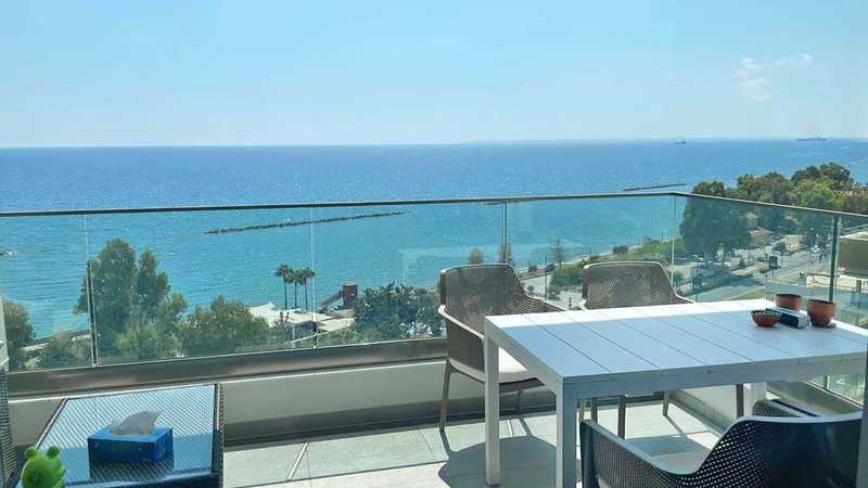Apartamento de 2 dormitorios en Agios Tychonas, Cyprus No. 11215