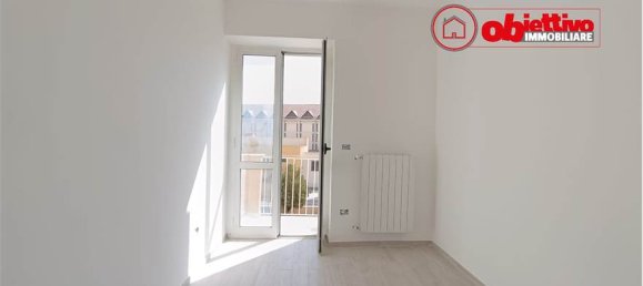 Квартира с 2 спальнями в Чериньола, Италия № 328080 11