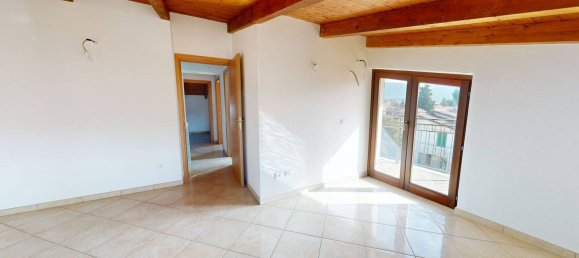 5 rooms Penthouse in Foligno, Italy No. 83626 20