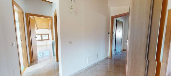 5 rooms Penthouse in Foligno, Italy No. 83626 14
