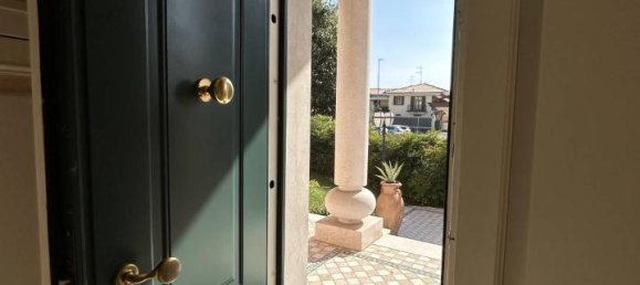 9 rooms Villa in Rodengo Saiano, Italy No. 125583 12