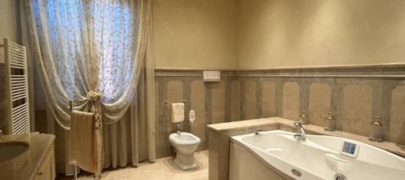 9 rooms Villa in Rodengo Saiano, Italy No. 125583 30