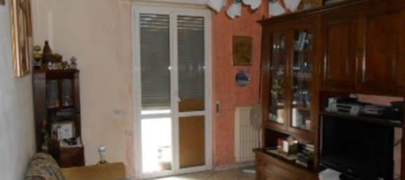 Квартира с 3 комнатами в Пьольтелло, Италия № 227322 4