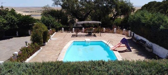 4 bedrooms House in Sierra de Fuentes, Spain No. 117945 3