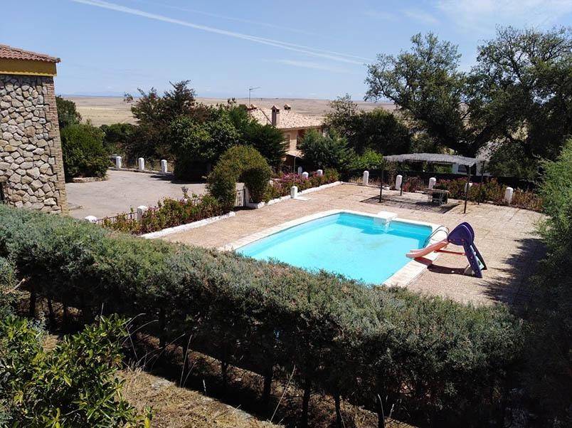 4 bedrooms House in Sierra de Fuentes, Spain No. 117945