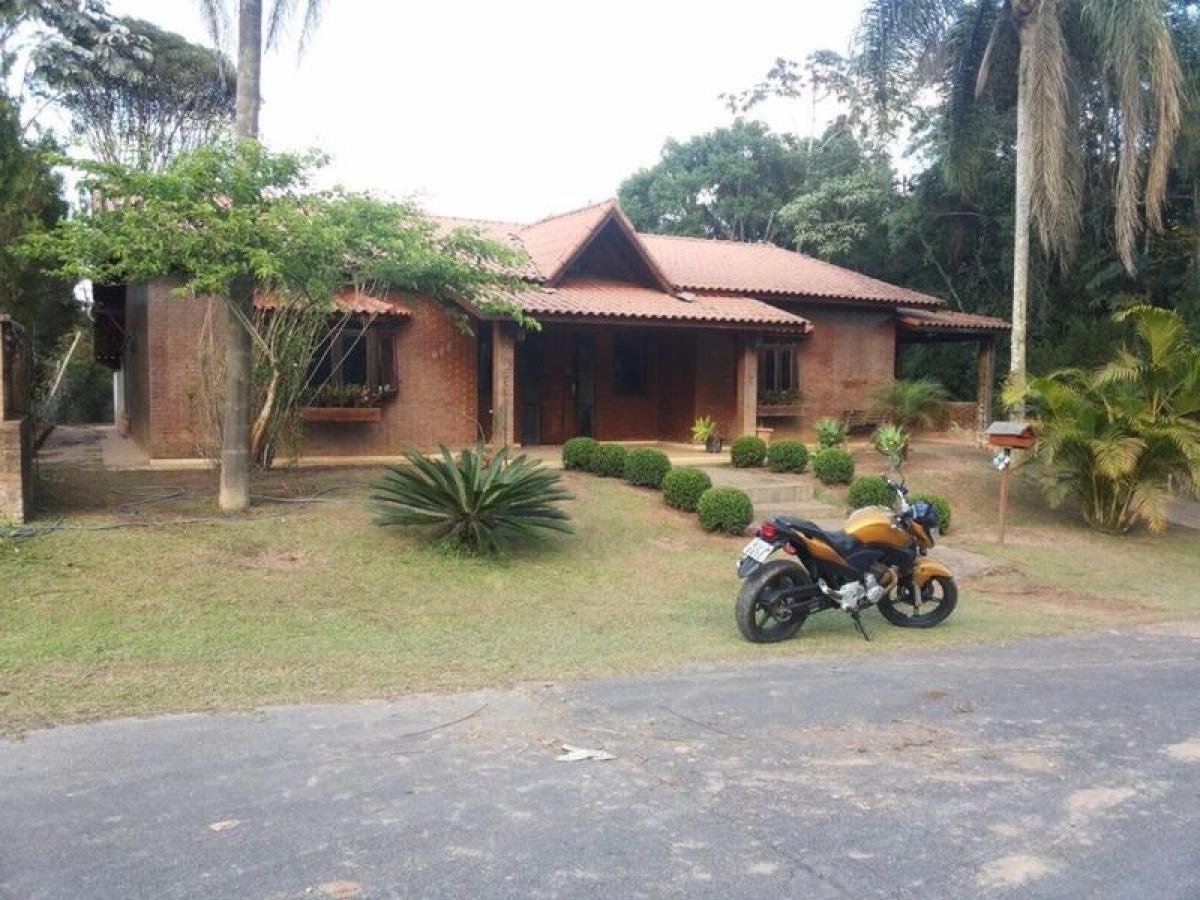 Casa de 3 dormitorios en Sao Paulo, Brazil No. 499337