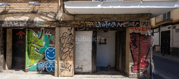 224m² Commercial property in Granada, Spain No. 189957 3