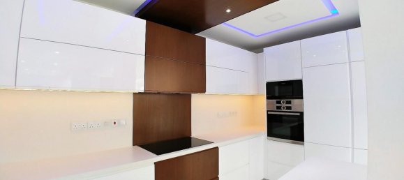 3 bedrooms Apartment in Limassol, Cyprus No. 1947 3