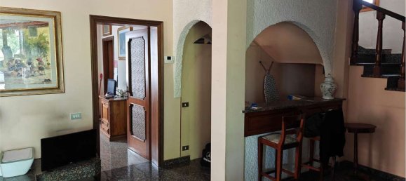 8 rooms House in Castelnuovo Rangone, Italy No. 298836 6