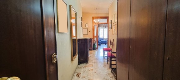 5 bedrooms Apartment in Messina, Italy No. 336701 4