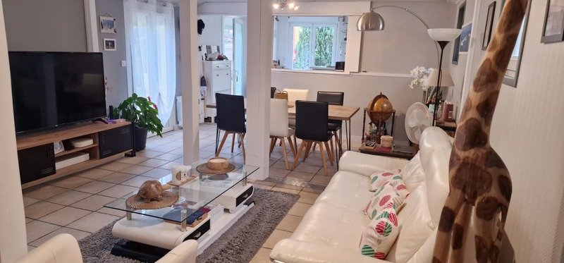 Casa de 2 dormitorios en Perigueux, France No. 95847