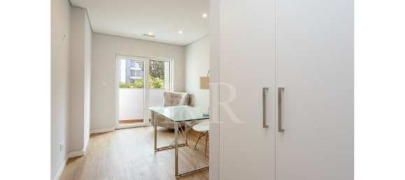 3 bedrooms Apartment in Cascais, Portugal No. 98968 9