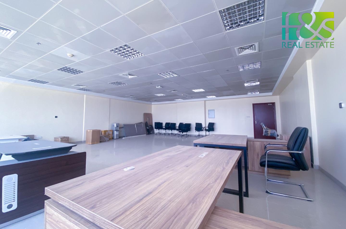 115.9m² Office in Al Jazirah Al Hamra, UAE No. 31138