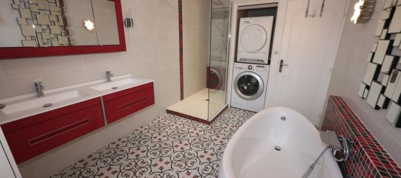 6 bedrooms House in Chemille-sur-Deme, France No. 39876 12