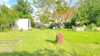 Grundstück in Pfaffstätten, Austria 644m², Nr. 215373