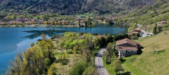 17 rooms Castles in Idro, Italy No. 91819 42