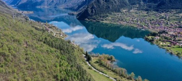 17 rooms Castles in Idro, Italy No. 91819 4