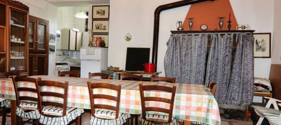 17 rooms Castles in Idro, Italy No. 91819 46