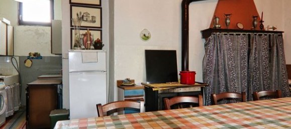 17 rooms Castles in Idro, Italy No. 91819 20