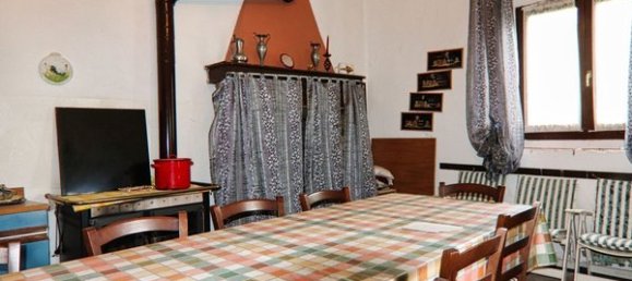 17 rooms Castles in Idro, Italy No. 91819 32