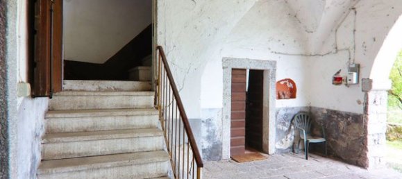 17 rooms Castles in Idro, Italy No. 91819 22