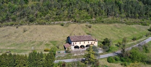 17 rooms Castles in Idro, Italy No. 91819 27