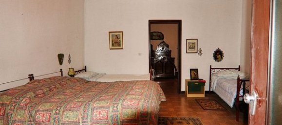 17 rooms Castles in Idro, Italy No. 91819 40
