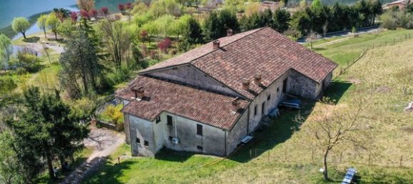 17 rooms Castles in Idro, Italy No. 91819 33