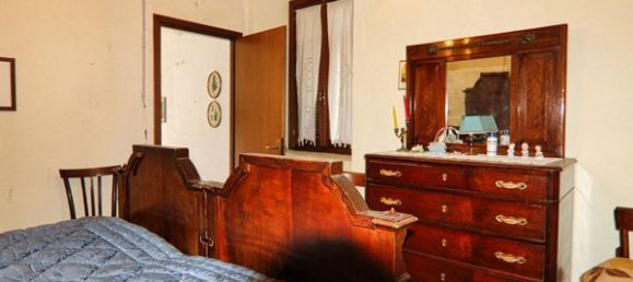 17 rooms Castles in Idro, Italy No. 91819 43