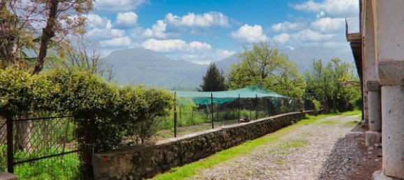 17 rooms Castles in Idro, Italy No. 91819 37