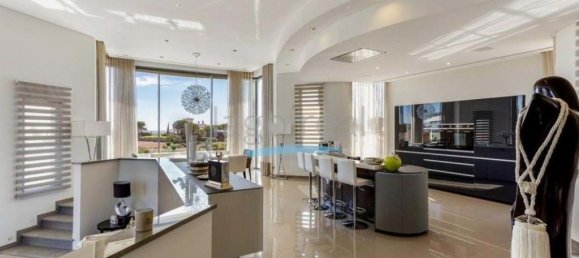 Villa de 5 dormitorios en Vila Nova de Cacela, Portugal No. 130792 9