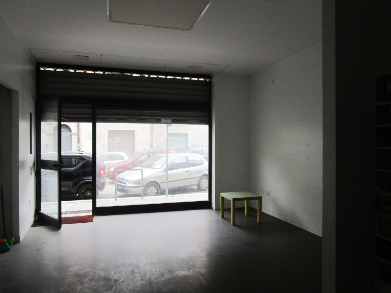 Imóvel comercial de 2 divisões em Foggia, Italy N.º 172269