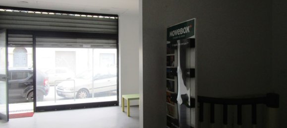 Imóvel comercial de 2 divisões em Foggia, Italy N.º 172269 3