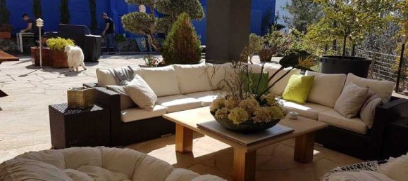 5 Schlafzimmer Gewerbliche Immobilie in Moniatis, Cyprus, Nr. 7698 5