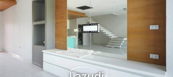 36 bedrooms Cafe / restaurant in Bang Lamung, Thailand No. 16824 5