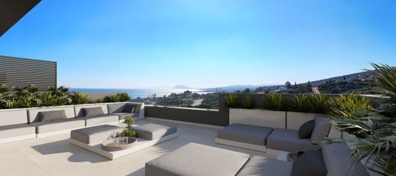 4 bedrooms Townhouse in Blue View Heights, Manilva, Spain No. 15555 6