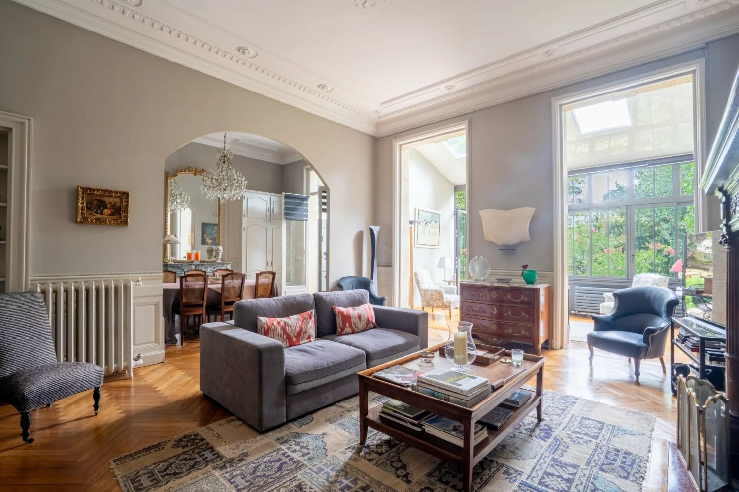 2 bedrooms Apartment in Bordeaux, France No. 278162